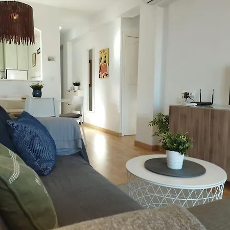 Beautiful 2 Bedroom With Sea Views, Close To Burriana Beach,